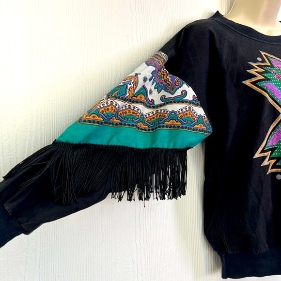 Hazelwood Southwest Fashion - Vintage 80s Black Aztec Fringe Sweatshirt Small - Picture 5 of 12
